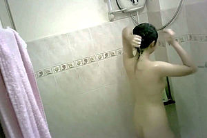 Banyo küçük Asyalı teen kamera